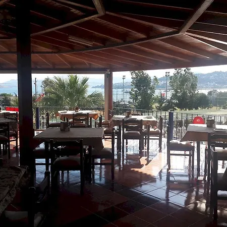 Otel Chronos Bitez